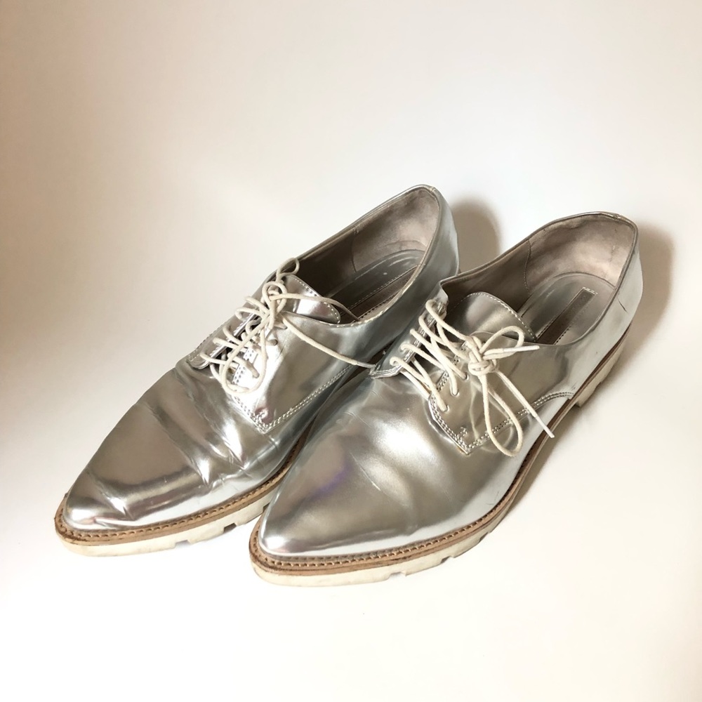 ZARA Basic Collection Silver Oxfords size 41